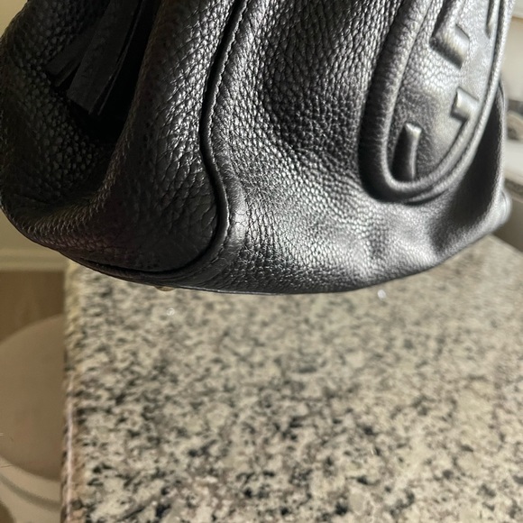 Black Gucci tote bag with gold hardware - Picture 13 of 15